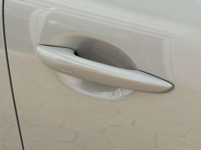 ＭＸ－３０ ２．０　ナチュラル　モノトーン　電動シート　３６０度モニター　シートヒータ　（11枚目）