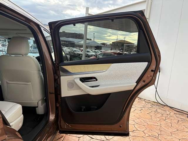 �e���ڍ׎ʐ^�ƂȂ�܂��I���������������܂��ۂɂ́A�݌Ɋm�F�ׂ̈܂��̓��[����肨�₢���킹�𒸂��܂��悤���肢�\���グ�܂��I