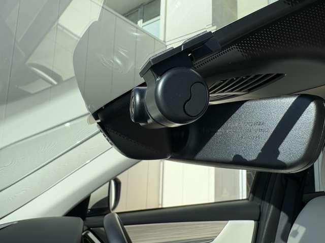 ＣＸ－６０ ３．３　ＸＤハイブリッド　エクスクルーシブ　モダン　ディーゼ　ＢＯＳＥ　前後ドラレコ　ＥＴＣ　シートベンチレーシ　衝突軽減ブレーキ　ＬＥＤライト　追従式クルコン　地上デジタル　シートエアコン　サイドカメラ　ＥＴＣ　アルミホイール　横滑り防止装置　パワーシート（9枚目）