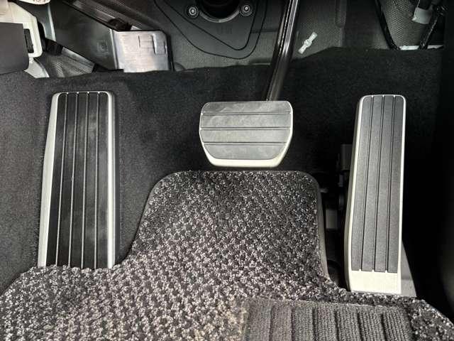 ＣＸ－６０ ３．３　ＸＤハイブリッド　エクスクルーシブ　モダン　ディーゼ　ＢＯＳＥ　前後ドラレコ　ＥＴＣ　シートベンチレーシ　衝突軽減ブレーキ　ＬＥＤライト　追従式クルコン　地上デジタル　シートエアコン　サイドカメラ　ＥＴＣ　アルミホイール　横滑り防止装置　パワーシート（14枚目）