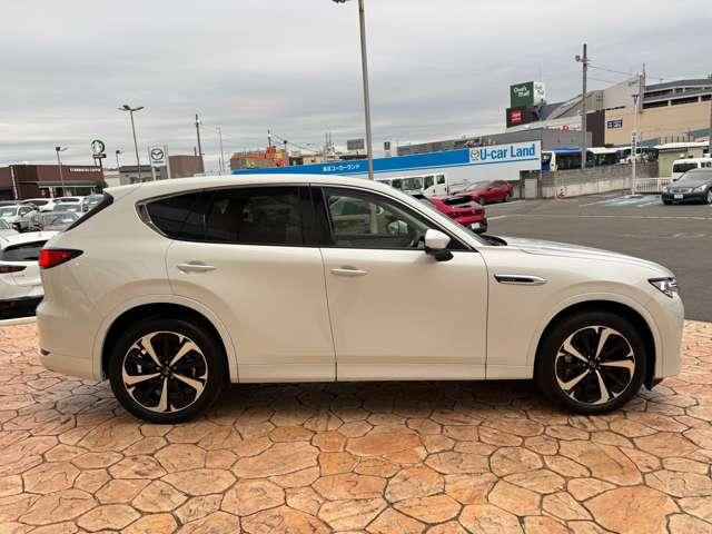 CX-60 3.3 XDハイブリッド エクスクルーシブ モダン ディーゼ BOSE ETC 純正ドラレコ前後 360度モニター 360°ビュー 衝突軽減ブレーキ LEDライト 追従式クルコン 地上デジタル シートエアコン サイドカメラ ETC アルミホイール 横滑り防止装置(5枚目)