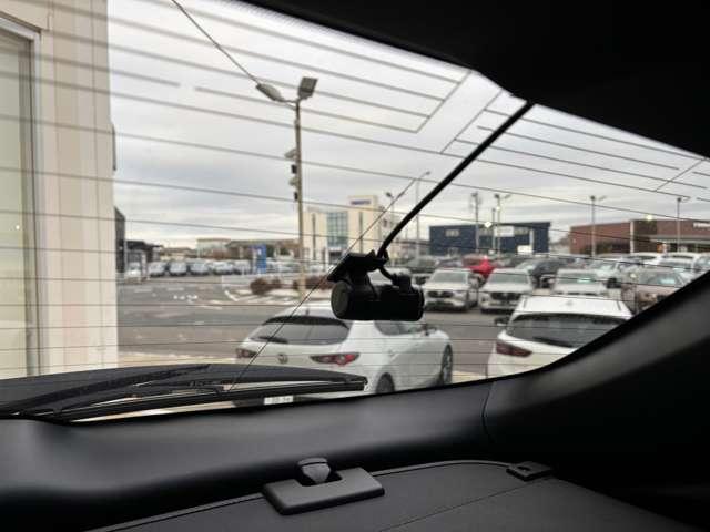 CX-60 3.3 XDハイブリッド エクスクルーシブ モダン ディーゼ BOSE ETC 純正ドラレコ前後 360度モニター 360°ビュー 衝突軽減ブレーキ LEDライト 追従式クルコン 地上デジタル シートエアコン サイドカメラ ETC アルミホイール 横滑り防止装置(15枚目)