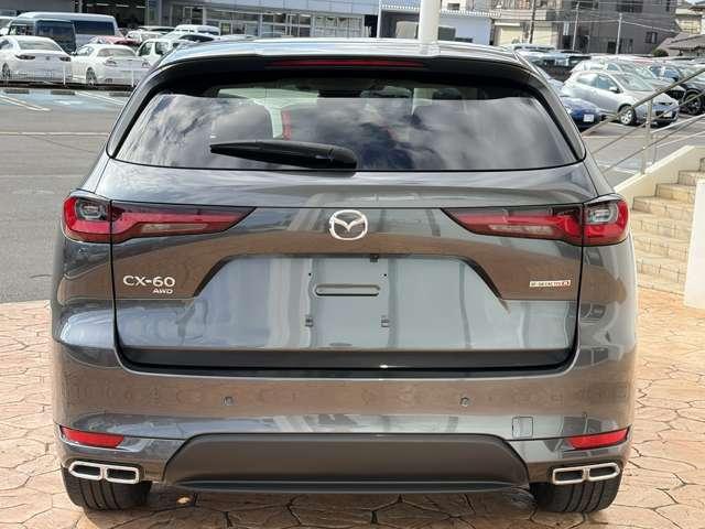 CX-60 3.3 XDハイブリッド プレミアム モダン ディーゼルター ETC サンルーフ 360度モニター 地上デジタル 衝突軽減装置 ETC車載器 パワーバックドア パノラマルーフ 横滑り防止装置 LEDヘッド ヒーター 本革シート メモリーナビ バックカメラ 4WD(6枚目)