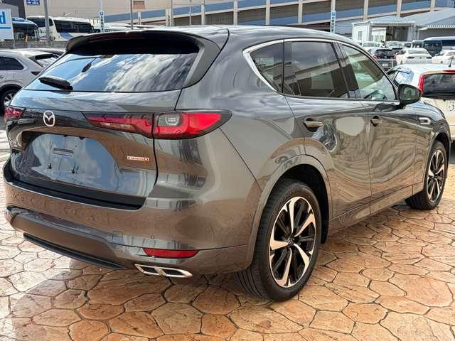 CX-60 3.3 XDハイブリッド プレミアム モダン ディーゼルター ETC サンルーフ 360度モニター 地上デジタル 衝突軽減装置 ETC車載器 パワーバックドア パノラマルーフ 横滑り防止装置 LEDヘッド ヒーター 本革シート メモリーナビ バックカメラ 4WD(7枚目)