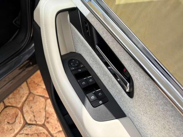 CX-60 3.3 XDハイブリッド プレミアム モダン ディーゼルター ETC サンルーフ 360度モニター 地上デジタル 衝突軽減装置 ETC車載器 パワーバックドア パノラマルーフ 横滑り防止装置 LEDヘッド ヒーター 本革シート メモリーナビ バックカメラ 4WD(15枚目)