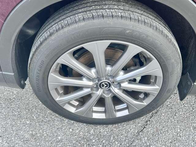 CX-80 3.3 XD Lパッケージ ディーゼルターボ 4WD ナビ 360°ビューモニター 本革シート アルミホイール パノラマサンルーフ フルセグTV 電動リアゲート レザーシート 全周囲カメラ パワーシート アイドリングストップ 4WD シートヒーター(8枚目)