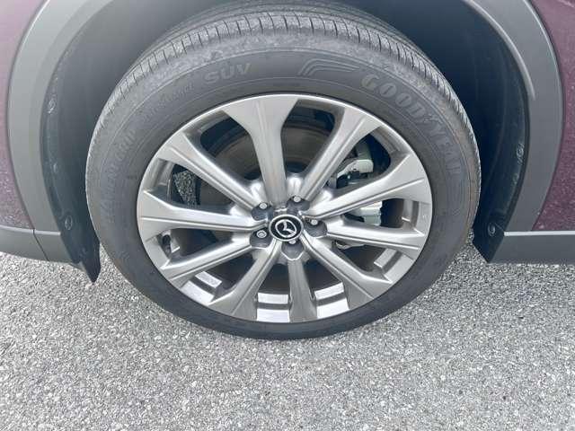 CX-80 3.3 XD Lパッケージ ディーゼルターボ 4WD ナビ 360°ビューモニター 本革シート アルミホイール パノラマサンルーフ フルセグTV 電動リアゲート レザーシート 全周囲カメラ パワーシート アイドリングストップ 4WD シートヒーター(16枚目)