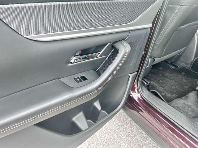 CX-80 3.3 XD Lパッケージ ディーゼルターボ 4WD ナビ 360°ビューモニター 本革シート アルミホイール パノラマサンルーフ フルセグTV 電動リアゲート レザーシート 全周囲カメラ パワーシート アイドリングストップ 4WD シートヒーター(18枚目)