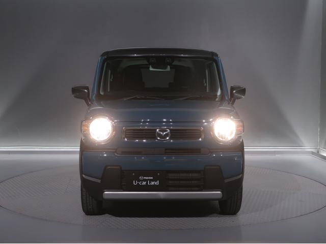 ＬＥＤヘッドライトにより夜間も安心です