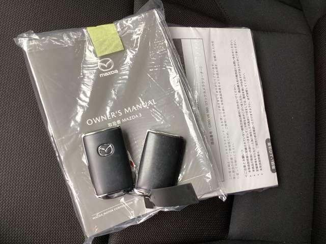 ＭＡＺＤＡ３ファストバック ２．０　２０Ｓ　プロアクティブ　前後ドラレコ　３６０度ビュ　ＥＴＣ　ＡｐｐｌｅＣａｒＰｌａｙ／ＡｎｄｒｏｉｄＡｕｔｏ　Ｂｌｕｅｔｏｏｔｈ　フルセグ　レーダークルーズ　ヘッドアップディスプレイ　１８インチ純正ＡＷ　ＢＳＭ　ワンオーナー（16枚目）