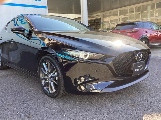 ＭＡＺＤＡ３ファストバック ２．０　２０Ｓ　プロアクティブ　前後ドラレコ　３６０度ビュ　ＥＴＣ　ＡｐｐｌｅＣａｒＰｌａｙ／ＡｎｄｒｏｉｄＡｕｔｏ　Ｂｌｕｅｔｏｏｔｈ　フルセグ　レーダークルーズ　ヘッドアップディスプレイ　１８インチ純正ＡＷ　ＢＳＭ　ワンオーナー（18枚目）