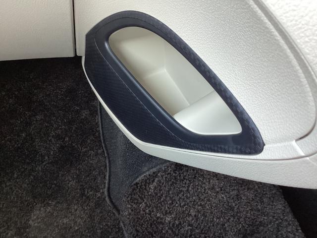 シエンタ １．５　Ｘ　ナビ　ＥＴＣ　ドライブレコーダー　禁煙　ＥＴＣ装備　地デジ　運転席助手席エアバック　マニュアルエアコン　１オーナー　キーフリーシステム　メンテナンスノート　アイドルストップ　メモリーナビゲーション（40枚目）