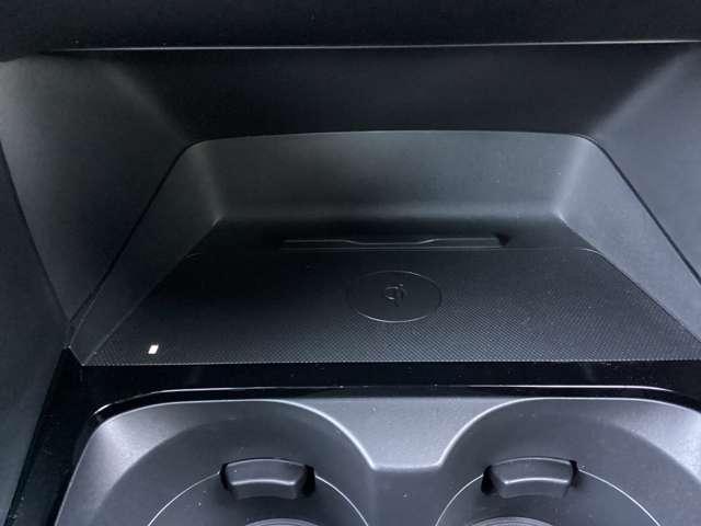 MAZDA3ファストバック 1.8 XD ツーリング ディーゼルターボ 4WD デモアップ ナビ 360度ビューカメラ アダプティブクルーズコントロール 電動シート Bluetooth オートマチックハイビーム シートヒーター 全周囲カメラ 衝突被害軽減システム バックカメラ(4枚目)