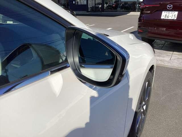 MAZDA3ファストバック 1.8 XD ツーリング ディーゼルターボ 4WD デモアップ ナビ 360度ビューカメラ アダプティブクルーズコントロール 電動シート Bluetooth オートマチックハイビーム シートヒーター 全周囲カメラ 衝突被害軽減システム バックカメラ(8枚目)