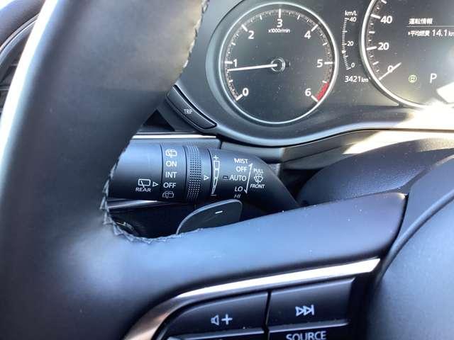 MAZDA3ファストバック 1.8 XD ツーリング ディーゼルターボ 4WD デモアップ ナビ 360度ビューカメラ アダプティブクルーズコントロール 電動シート Bluetooth オートマチックハイビーム シートヒーター 全周囲カメラ 衝突被害軽減システム バックカメラ(17枚目)