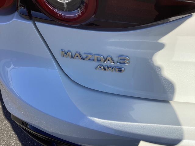 MAZDA3ファストバック 1.8 XD ツーリング ディーゼルターボ 4WD デモアップ ナビ 360度ビューカメラ アダプティブクルーズコントロール 電動シート Bluetooth オートマチックハイビーム シートヒーター 全周囲カメラ 衝突被害軽減システム バックカメラ(28枚目)
