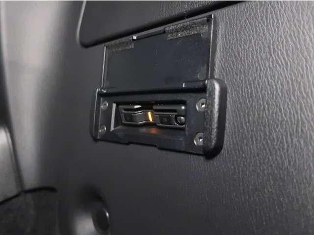 ロードスター １．５　Ｓ　レザーパッケージ　純正ナビ　純正ドラレコ　ＥＴＣ　ＢＯＳＥ　シー（6枚目）