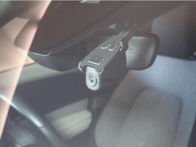 MX-30 2.0 千葉マツダ君津店です レーダーブレーキ スマキー Etc 盗難防止装置 360°カメラ ACC ナビTV Sヒーター PWシート DSC ABS Bカメラ キーフリー エアコン パワーウィンドウ(2枚目)