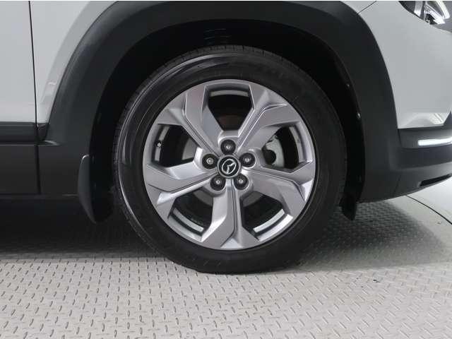 MX-30 2.0 千葉マツダ君津店です レーダーブレーキ スマキー Etc 盗難防止装置 360°カメラ ACC ナビTV Sヒーター PWシート DSC ABS Bカメラ キーフリー エアコン パワーウィンドウ(17枚目)