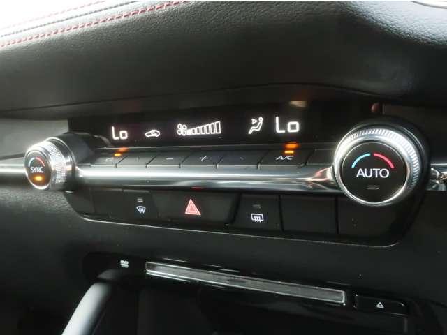 MAZDA3ファストバック 1.5 15S ブラックトーンエディション ドラレコ ETC 360°ビューモニター LEDランプ 衝突軽減ブレーキ フルセグ 360°モニター Bカメラ アドバンストキー 横滑り防止装置 キーレス ETC車載器 コーナーセンサー 禁煙 ABS(7枚目)