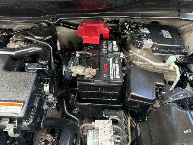 ワゴンＲ ＦＸリミテッド　走行距離４１０００キロ　プッシュスタートリモコンキー　イクリプスナビ　社外アルミ　ウィンカーミラー　修復歴無し（36枚目）