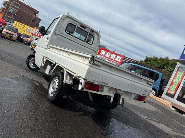 クリッパートラック ＤＸ　パートタイム４ＷＤ　オートマ　エアコン　パワステ　作業灯　三方開（4枚目）