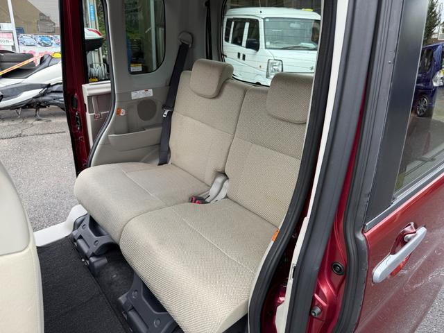 タント Xターボ SA 走行距離33000キロ 純正ナビ バックカメラ ETC ドラレコ 左ピラーレスパワースライドドア 衝突軽減ブレーキ付 プッシュスタートリモコンキー(17枚目)