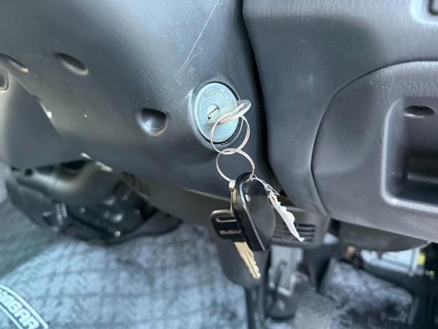 ディアスワゴン クラシック 走行距離16000キロ台 丸目ライト 4気筒エンジン ハイルーフ 赤外線キーレス トノカバー付(27枚目)