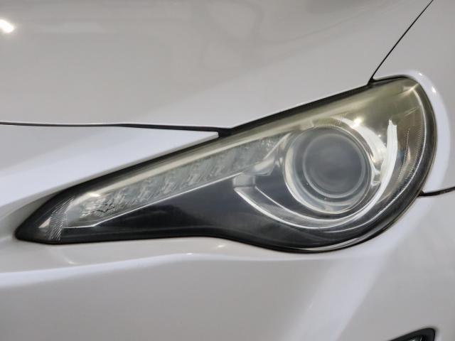 ８６ ＧＴ　ＴＲＤエアロ　ＴＲＤマフラー　純正１７アルミ　ＨＩＤ　スマートキー　カロッツェリアナビ　ＥＴＣ（17枚目）