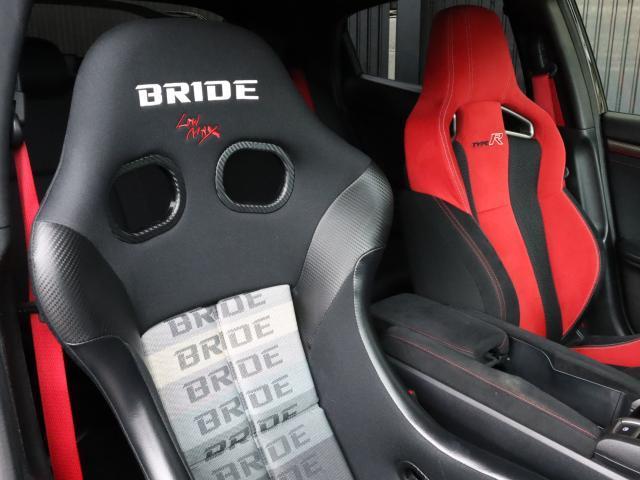 シビック タイプR 無限エアロ BRIDEフルバケットシート 純正トランクスポイラー 純正20アルミ カロッツェリアナビTV バックカメラ ドライブレコーダー(4枚目)