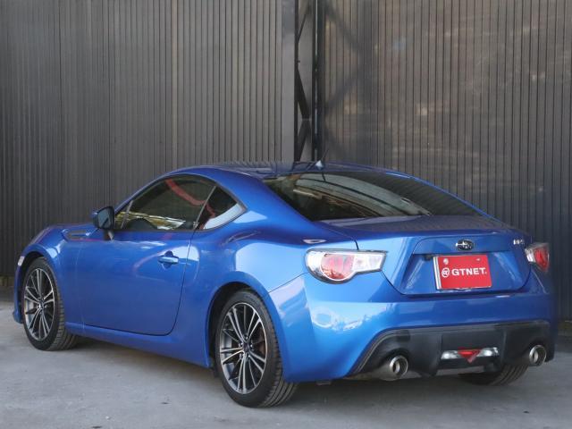 純正マフラー装着になります。