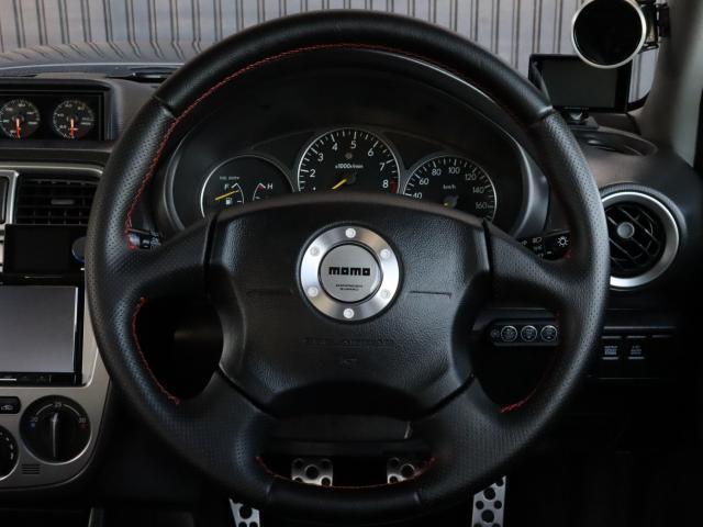 インプレッサ ＷＲＸ　ＳＴｉリミテッド　ＨＫＳタービン・マフラー　ＯＨＬＩＮＳ車高調ラ・アンスポーツカーボンボンネット　アドバン１７アルミ　追加メーター（12枚目）