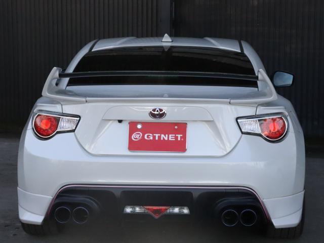 ８６ ＧＴ　リミテッド　アプライドＣ型　ＲＯＷＥＮリアウィング　ＷＯＲＫＥＭＯＴＩＯＮ１８ＡＷ　柿本マフラー　社外エアロ　ハーフレザーシート　シートヒーター　純正ＳＤナビ　バックカメラ（8枚目）