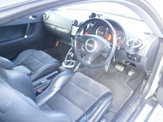 ＴＴクーペ １．８Ｔ　１．８ターボ　社外１８ＡＷ　社外ナビＴＶ　バックカメラＥＴＣ（8枚目）