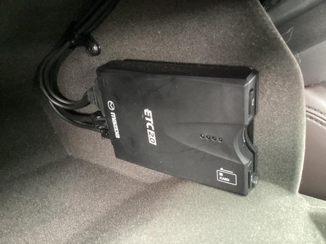 ＣＸ－５ ２．２　ＸＤ　Ｅｘｃｌｕｓｉｖｅ　Ｍｏｄｅ　ＤＥ－Ｔ　８インチＷＶＧＡディスプレイ　車線逸脱警報システム　ＡＴ誤発進抑制制御　ＢＳＭ　ＳＢＳ　ＭＲＣＣ付　３６０°ビューモニター付　１オーナー車　地デジ　レーンキープ　盗難防止装置　サンルーフ　本革シート（25枚目）