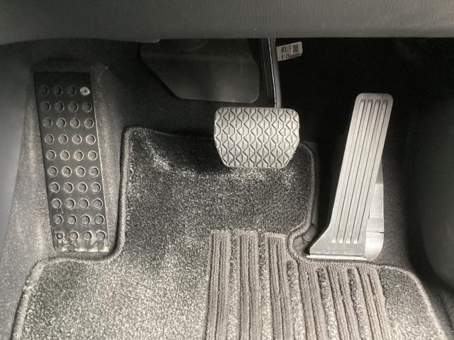 ＣＸ－５ ２．２　ＸＤ　Ｅｘｃｌｕｓｉｖｅ　Ｍｏｄｅ　ＤＥ－Ｔ　８インチＷＶＧＡディスプレイ　車線逸脱警報システム　ＡＴ誤発進抑制制御　ＢＳＭ　ＳＢＳ　ＭＲＣＣ付　３６０°ビューモニター付　１オーナー車　地デジ　レーンキープ　盗難防止装置　サンルーフ　本革シート（34枚目）