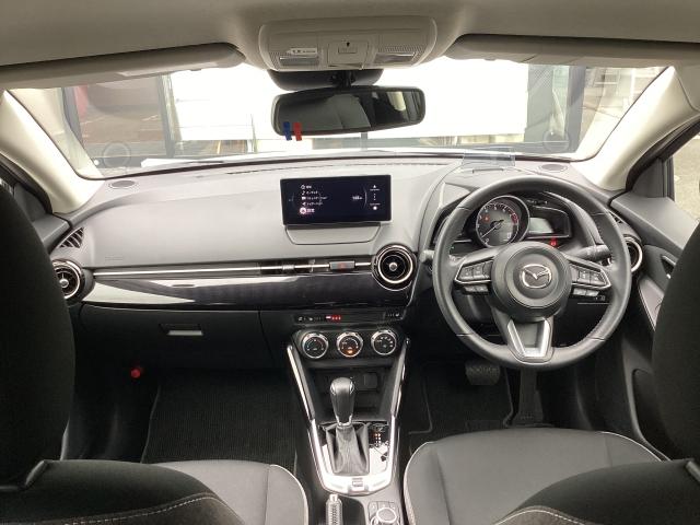 MAZDA2 15BD(Black) パノラマモニタ ブルートゥース スマートシティブレーキサポート 前後ソナー レーダークルーズ レーンキープ LEDヘッドランプ フルセグTV オートマチックハイビーム バックカメラ オートライト(2枚目)