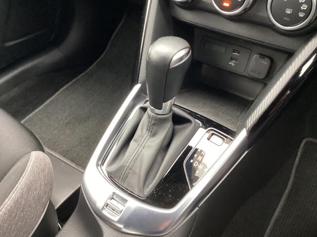 MAZDA2 15BD(Black) パノラマモニタ ブルートゥース スマートシティブレーキサポート 前後ソナー レーダークルーズ レーンキープ LEDヘッドランプ フルセグTV オートマチックハイビーム バックカメラ オートライト(20枚目)