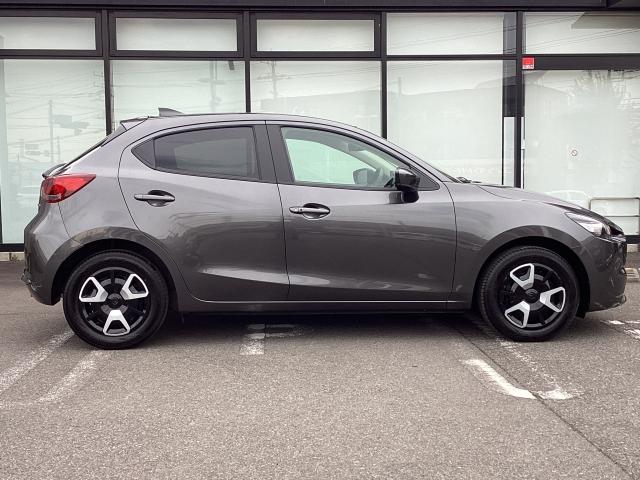 MAZDA2 15BD(Black) パノラマモニタ ブルートゥース スマートシティブレーキサポート 前後ソナー レーダークルーズ レーンキープ LEDヘッドランプ フルセグTV オートマチックハイビーム バックカメラ オートライト(39枚目)