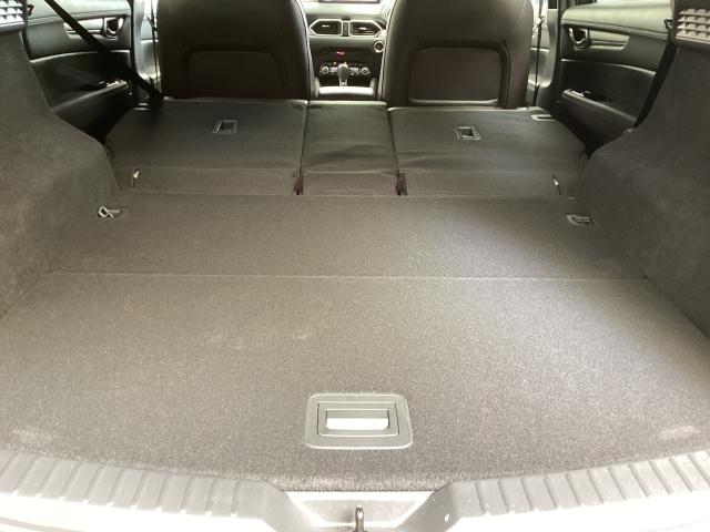 ＣＸ－５ ２．２　ＸＤ　Ｅｘｃｌｕｓｉｖｅ　Ｍｏｄｅ　４ＷＤ　１０．２５インチセンターディスプレイ　衝突被害軽減ブレーキ　ＡＴ誤発進抑制制御　レーンキープアシスト　車線逸脱警報　ブラインドスポットモニタリング　カープレイ対応　１オーナー車　地デジ　レーンキープ（12枚目）