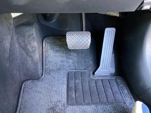 ＣＸ－３ １．５　ＸＤ　Ｔｏｕｒｉｎｇ　Ｌ－Ｐａｃｋａｇｅ　４ＷＤ　７インチＷＶＧＡセンターディスプレイ　車線逸脱警報システム　スマートシティブレーキサポート付　リアカメラ　本革シート　追従クルコン　Ｄターボ　ＬＥＤライト　ＡＷＤ　イモビライザー　横滑り防止　記録簿（33枚目）