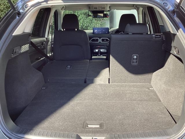 ＣＸ－５ ２０Ｓ　Ｓｍａｒｔ　Ｅｄｉｔｉｏｎ　マツコネナビ　３６０°モニター　ＴＶ　ドラレコ　ＥＴＣ　ブレーキサポート　３６０度ビューモニター　オートＬＥＤ　ＬＥＤ　地デジ　ＵＳＢポート　ＢＴ　サイドエアバック　横滑り防止装置　アイドリング（12枚目）