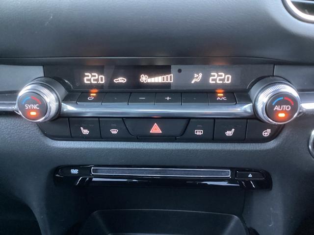 ＣＸ－３０ ２０Ｓ　ＰＲＯＡＣＴＩＶＥ　Ｔｏｕｒｉｎｇ　Ｓｅｌｅｃｔｉｏ　８．８インチセンターディスプレイ　３６０度ビューモニター　ＡＴ誤発進抑制制御　車線逸脱警報　ブラインドスポットモニタリング　カープレイ対応　Ｂｌｕｅｔｏｏｔｈオーディオ　電動テールゲート　衝突軽減装置（17枚目）