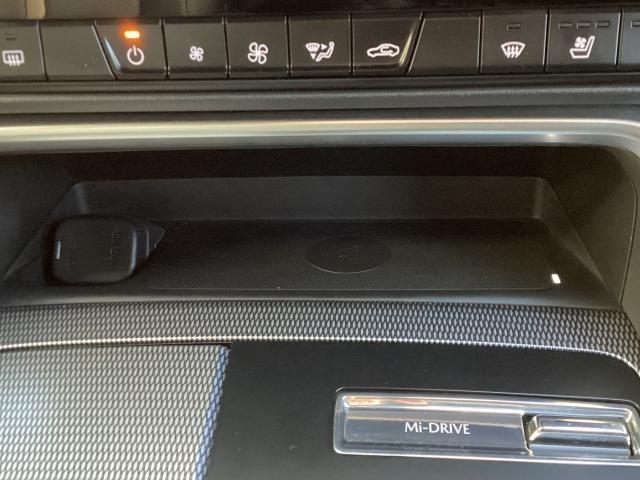 ＣＸ－６０ ３．３　ＸＤ　ＨＹＢＲＩＤ　Ｅｘｃｌｕｓｉｖｅ　Ｓｐｏｒｔｓ　Ｄｒｉｖｅｒ　Ｐｅｒｓｏｎａｌｉｚａｔｉｏｎ　Ｓｙｓｔｅｍ　Ｐａｃｋａｇｅ　レーンアシスト　ワンオーナ　ＭＲＣＣ　ドラレコ　エアシート　本革シート　スマートキー　横滑り防止装置　Ｂｌｕｅｔｏｏｔｈ（17枚目）