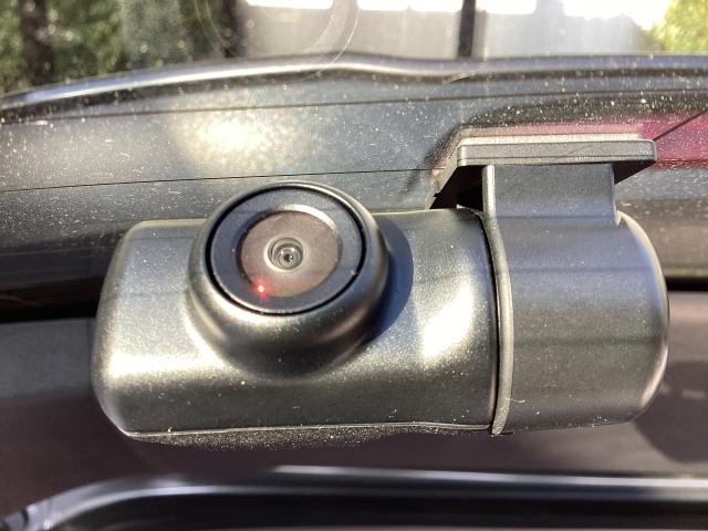 ＣＸ－６０ ３．３　ＸＤ　ＨＹＢＲＩＤ　Ｅｘｃｌｕｓｉｖｅ　Ｓｐｏｒｔｓ　Ｄｒｉｖｅｒ　Ｐｅｒｓｏｎａｌｉｚａｔｉｏｎ　Ｓｙｓｔｅｍ　Ｐａｃｋａｇｅ　レーンアシスト　ワンオーナ　ＭＲＣＣ　ドラレコ　エアシート　本革シート　スマートキー　横滑り防止装置　Ｂｌｕｅｔｏｏｔｈ（27枚目）