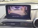 バックモニター装備♪シフトをRギアに入れると、ナビ画面に自動で切り替わりリアバンパー付近を映し出します。目視と併せて活用することで、慣れない場所での駐車も安心です☆
