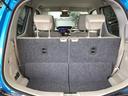 ラゲッジスペースはシートを動かせば広くできます。