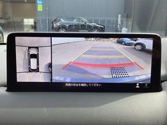 バックカメラで駐車時もしっかりサポート。 6