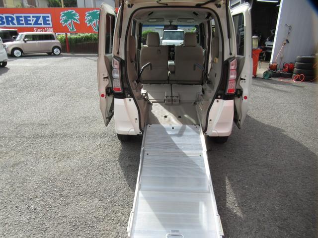 Ｎ－ＢＯＸ＋ Ｇ・ターボパッケージ　車イス仕様車　福祉車輌　車イス電動固定ウィンチ　手すり　　両側パワースライドドア　パドルシフト　デジタルルームミラータイプ前後ドライブレコーダー　クルーズコントロール　ＥＴＣ　純正ＨＩＤ（2枚目）