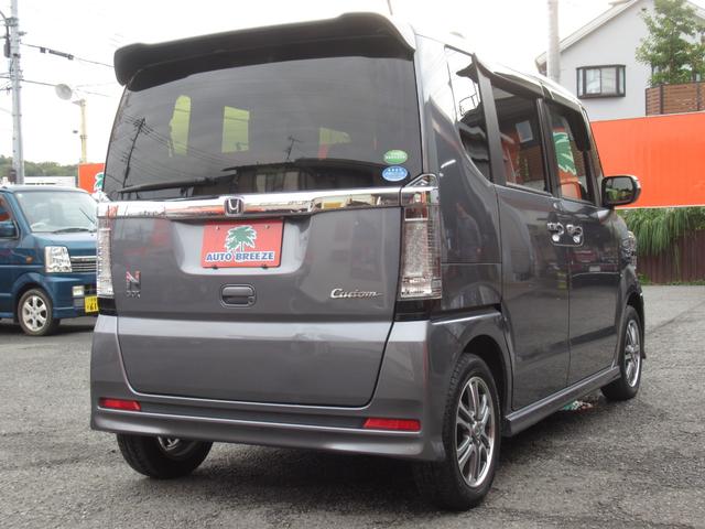 Ｎ－ＢＯＸカスタム Ｇ　ＳＳパッケージ　後期型　禁煙車　両側パワスラ　純正ナビＴＶ　ブルートゥース対応　バックカメラ　ＥＴＣ　ドライブレコーダー　シートヒーター　スマートキー　純正ＨＩＤ　ＬＥＤフォグランプ　タイミングチェーン（2枚目）